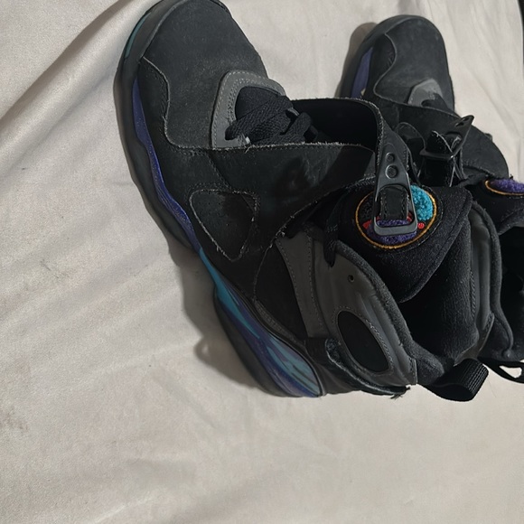 4.5 Jordan’s nothing wrong with them - Picture 2 of 5